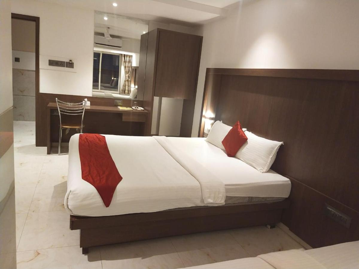 Hotel Monarch Express Near Karnala Sports Academy Panvel,Наві-Мумбаї Екстер'єр фото