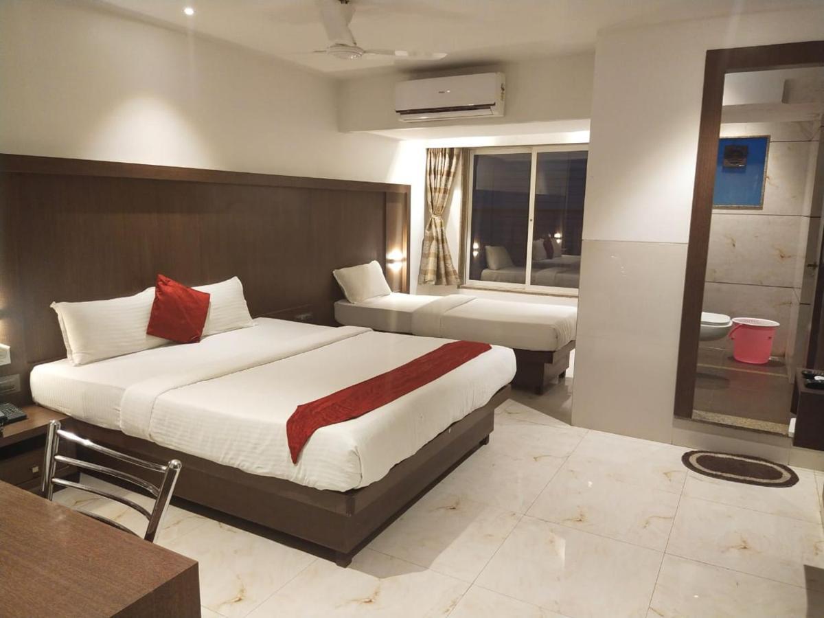 Hotel Monarch Express Near Karnala Sports Academy Panvel,Наві-Мумбаї Екстер'єр фото
